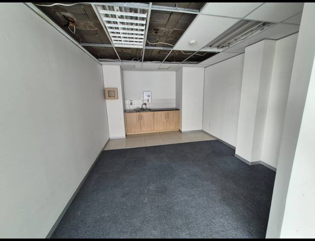 283M² OFFICE TO LET IN RIVONIA